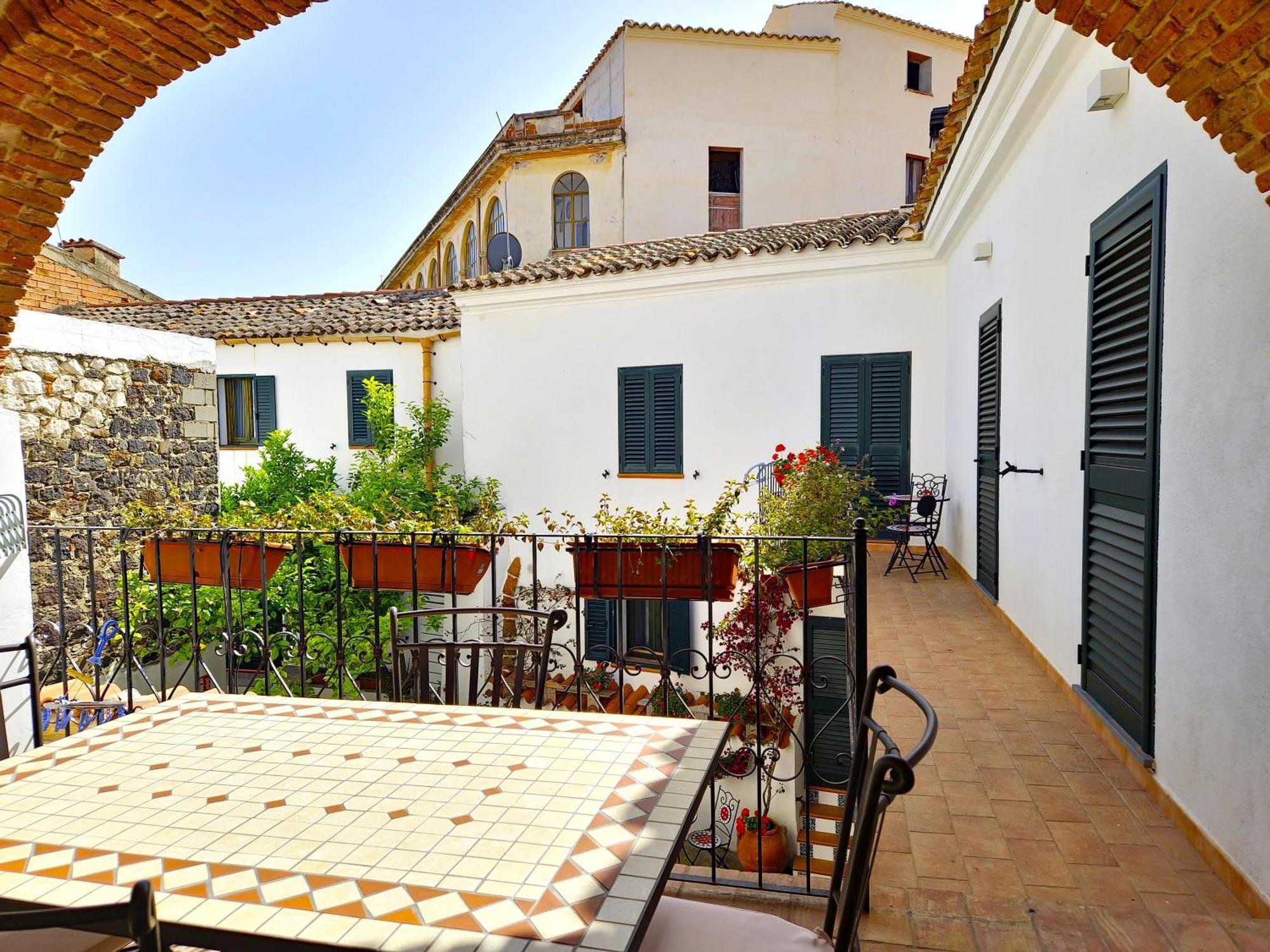 Dommos - Arcada Apartments Orosei Exterior photo