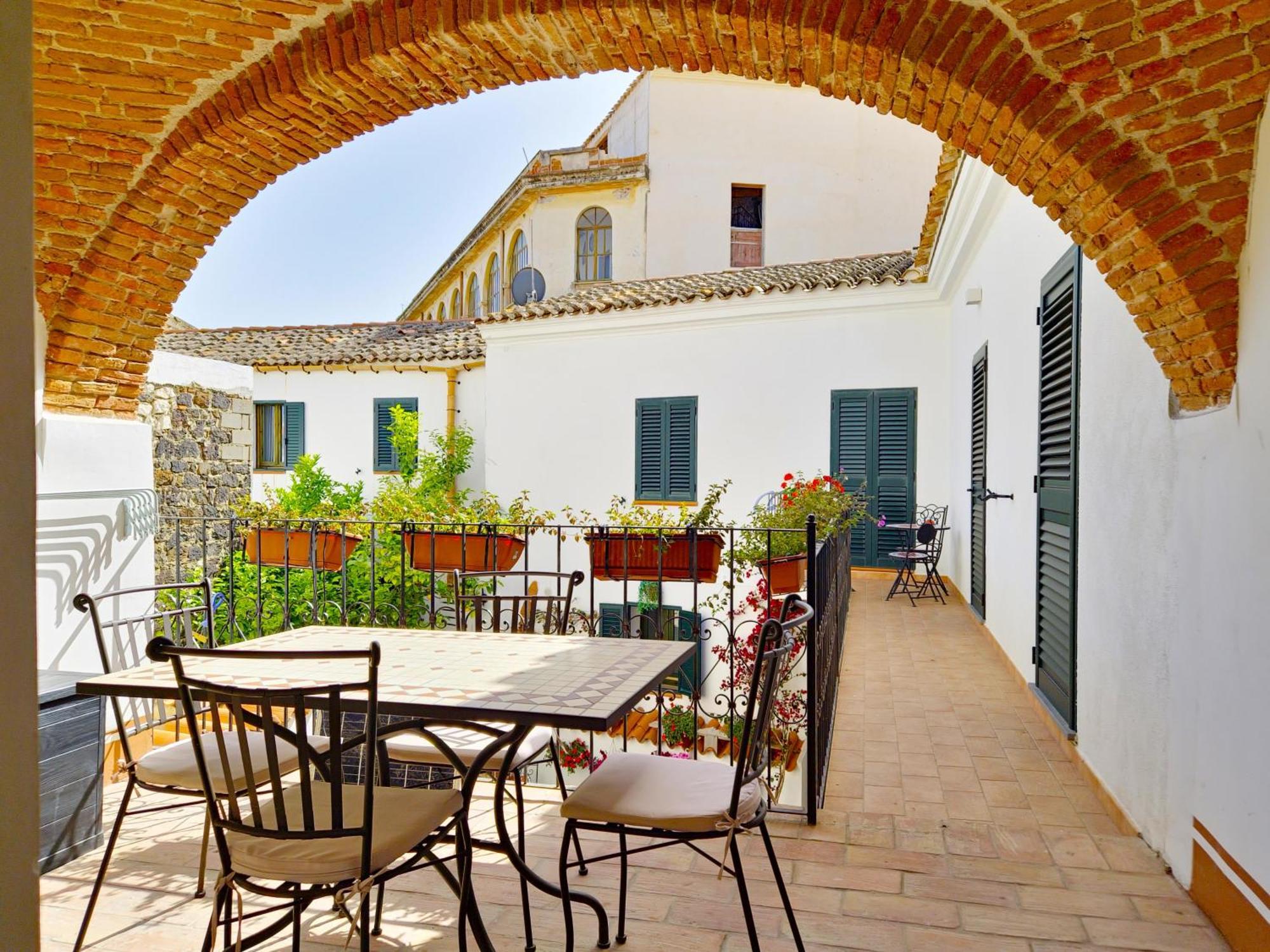 Dommos - Arcada Apartments Orosei Exterior photo